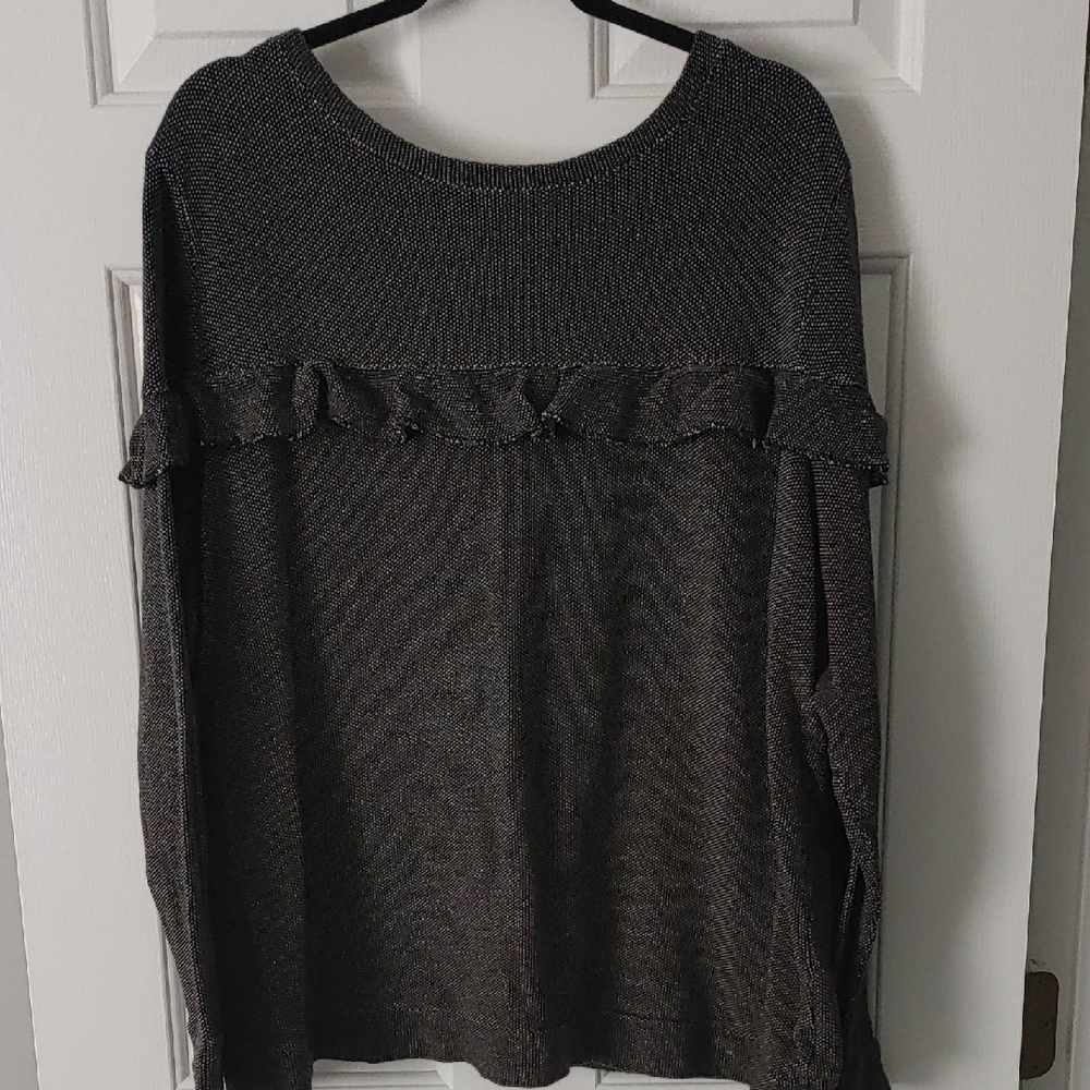 SALE 2/$12 Ava & Viv Black Long Sleeve Top with Ruffle Accent Womens 3X Rosette - Picture 2 of 8